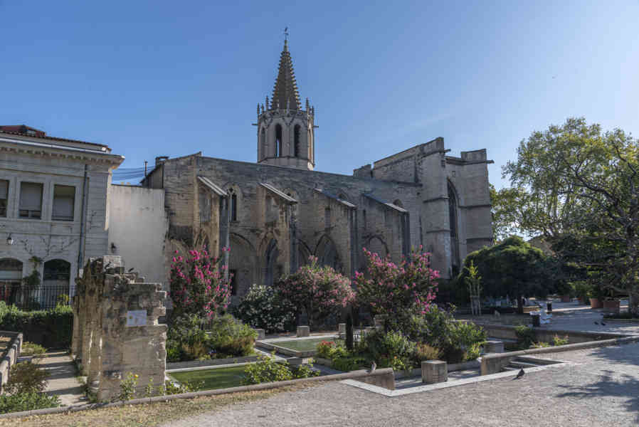 Francia - Avignon 081 - templo Saint-Martial.jpg